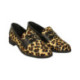 mocasin con remaches piel print leo modelo dinka