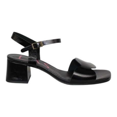 sandalia tacon 5 cm con pala irregular modelo wayra