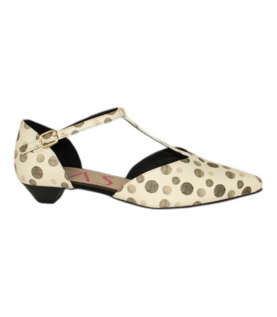 zapato pulsera central y abierto lateral con tacon 3cm piel fantasia circus