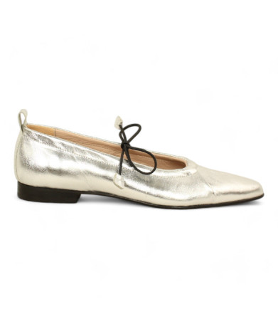 zapato lazo con corte fruncido modelo coral