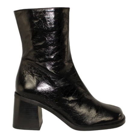 botin retro con piel efecto brillo fabricado en españa