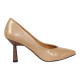 zapato salon con tacon geometrico efecto madera de 7cm