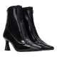 botin acharolado elastco con cremallera frontal linea dalia