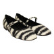 zapato con pulsera tipo merceditas en piel print cebra