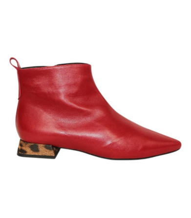 botin con punta fina y tacon 3cm forrado fantasia leo modelo log