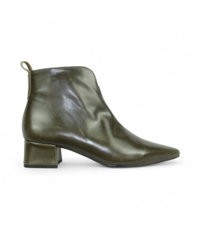 modelo tacon  de 5 cm piso goma flexible