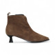 botin tacon fino de 5cm y piso cerco