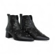 botin tacon 5cm con remaches piso suela flexible