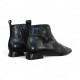 botin con remaches tacon 3 cm y piso con cerco