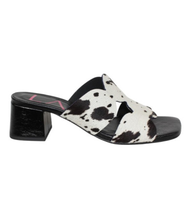 zueco tacon 5 con piel print animal modelo akoma