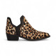 botin cowboy con remaches piel print animal linea cecile