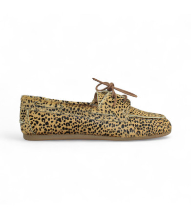 mocasin tipo nautico piel simil poni print vaca modelo driza