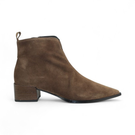 botin tacon 3 cm con piso cerco