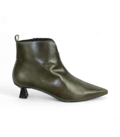 botin tacon fino 5 cm con piso goma flexible modelo tag